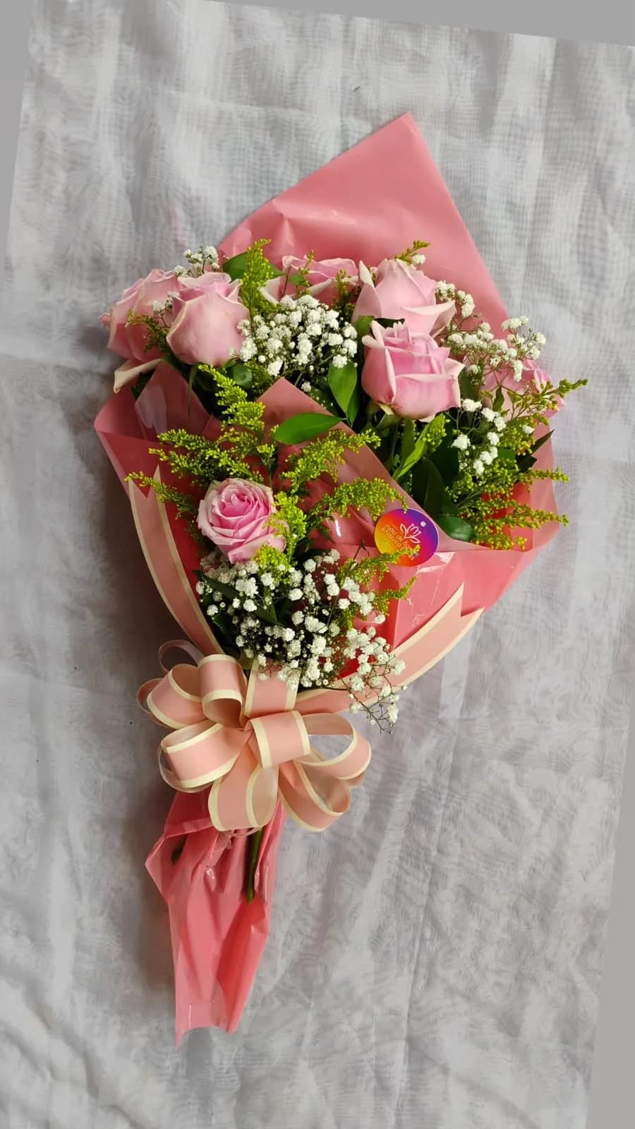 Buquê de 6 Rosas Cor de Rosa