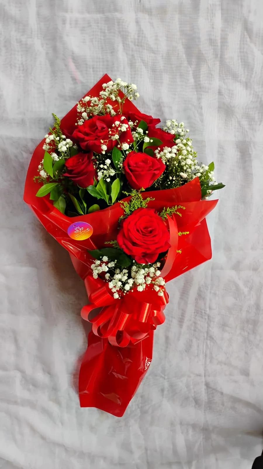 Buquê de 6 Rosas Vermelhas